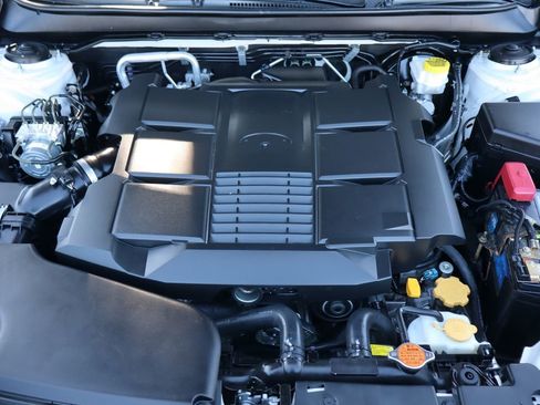 Used 2019 Subaru Outback 3.6R Limited w/ Popular Package #2 AWD/4WD image 40