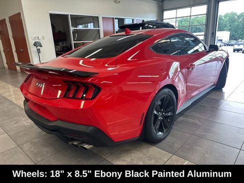 Used 2024 Ford Mustang GT RWD image 12