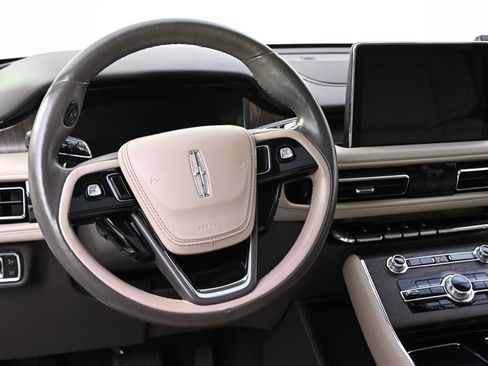 Used 2020 Lincoln Aviator Reserve w/ Equipment Group 202A AWD/4WD image 9
