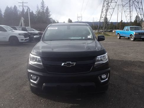 Used 2019 Chevrolet Colorado Z71 image 2