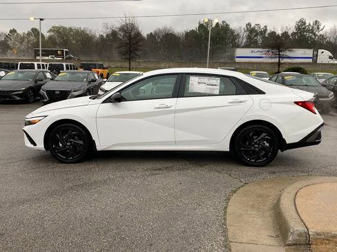 New 2026 Hyundai Elantra Sport FWD image 4