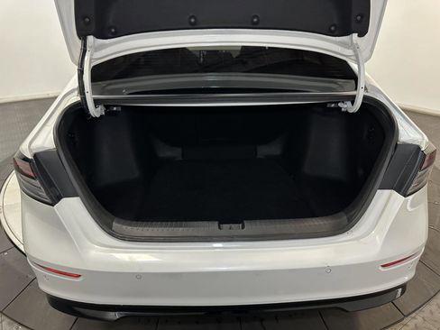 Used 2024 Honda Accord EX-L image 32