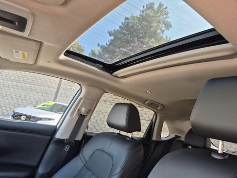 Used 2025 Honda HR-V EX-L image 14