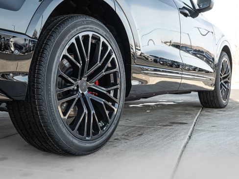 New 2026 Audi SQ8 Prestige image 45