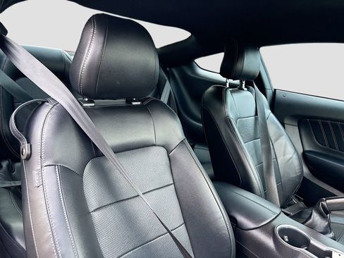 Used 2019 Ford Mustang GT Premium w/ GT Performance Package image 28