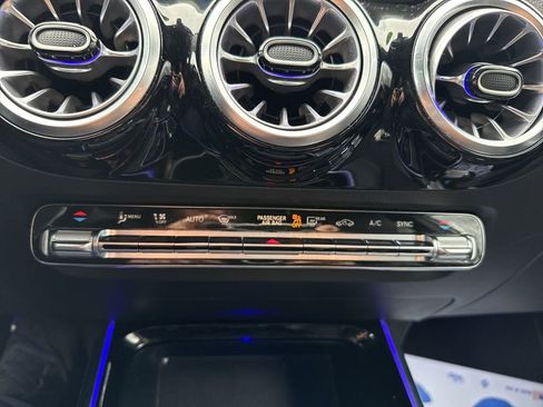 Used 2023 Mercedes-Benz GLA 250 image 33