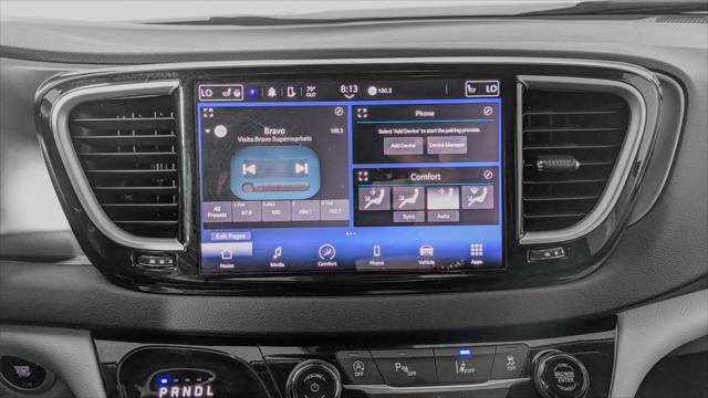 Used 2024 Chrysler Pacifica Touring-L FWD image 28
