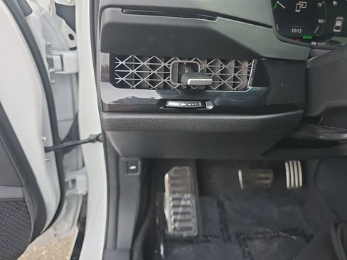 Used 2023 Honda Accord Sport image 32