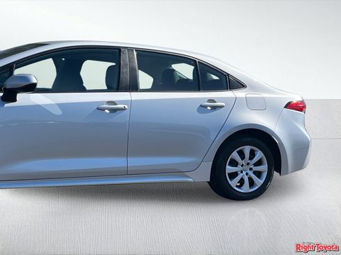 Used 2024 Toyota Corolla LE FWD image 9