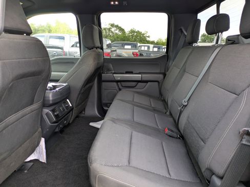 Used 2022 Ford F150 XLT w/ Equipment Group 302A High AWD/4WD image 13