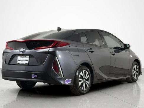 Used 2018 Toyota Prius Prime Premium w/ Preferred Accessory Package FWD image 5