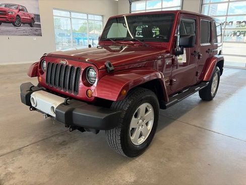 Used 2012 Jeep Wrangler Unlimited Sahara w/ Connectivity Group AWD/4WD image 1