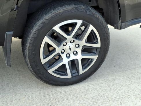 Used 2023 Chevrolet Colorado Z71 w/ Z71 Convenience Package 2 image 13