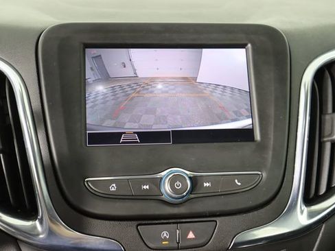 Used 2023 Chevrolet Equinox LT image 36