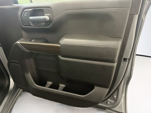 Used 2022 Chevrolet Silverado 1500 LT AWD/4WD image 33