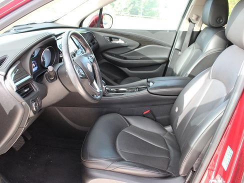 Used 2018 Buick Envision Essence FWD image 10