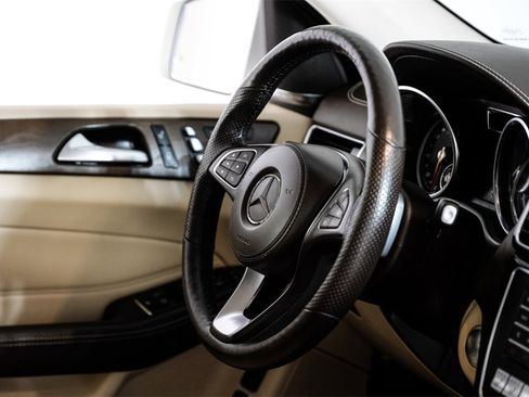 Used 2019 Mercedes-Benz GLS 450 4MATIC w/ Premium 1 Package image 14