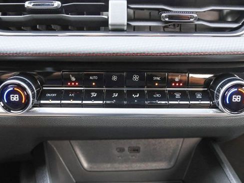 New 2026 Chevrolet Equinox RS AWD/4WD image 16