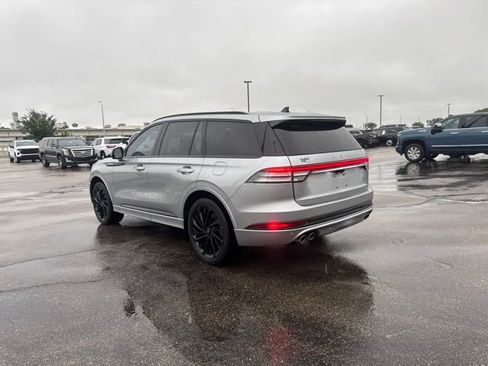 Used 2023 Lincoln Aviator Reserve w/ Equipment Group 201A AWD/4WD image 5