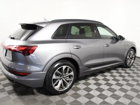 Used 2021 Audi e-tron Premium w/ Black Optic Package AWD/4WD image 7