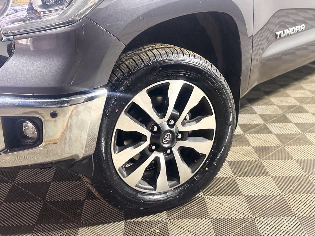 Used 2019 Toyota Tundra Limited w/ Limited Premium Package AWD/4WD image 2