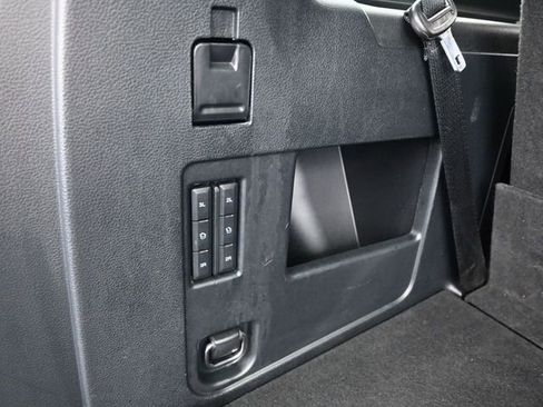 Used 2021 Ford Expedition XLT image 29