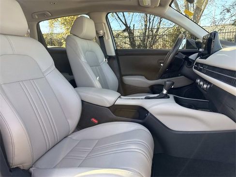 Certified 2023 Honda HR-V EX-L image 8