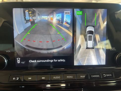 Used 2023 Nissan Pathfinder Platinum w/ Cargo Package image 55