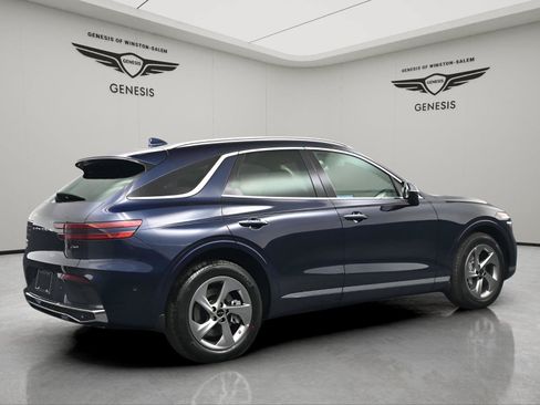 Used 2026 Genesis GV70 2.5T Advanced AWD/4WD image 13