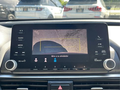 Used 2019 Honda Accord LX image 31