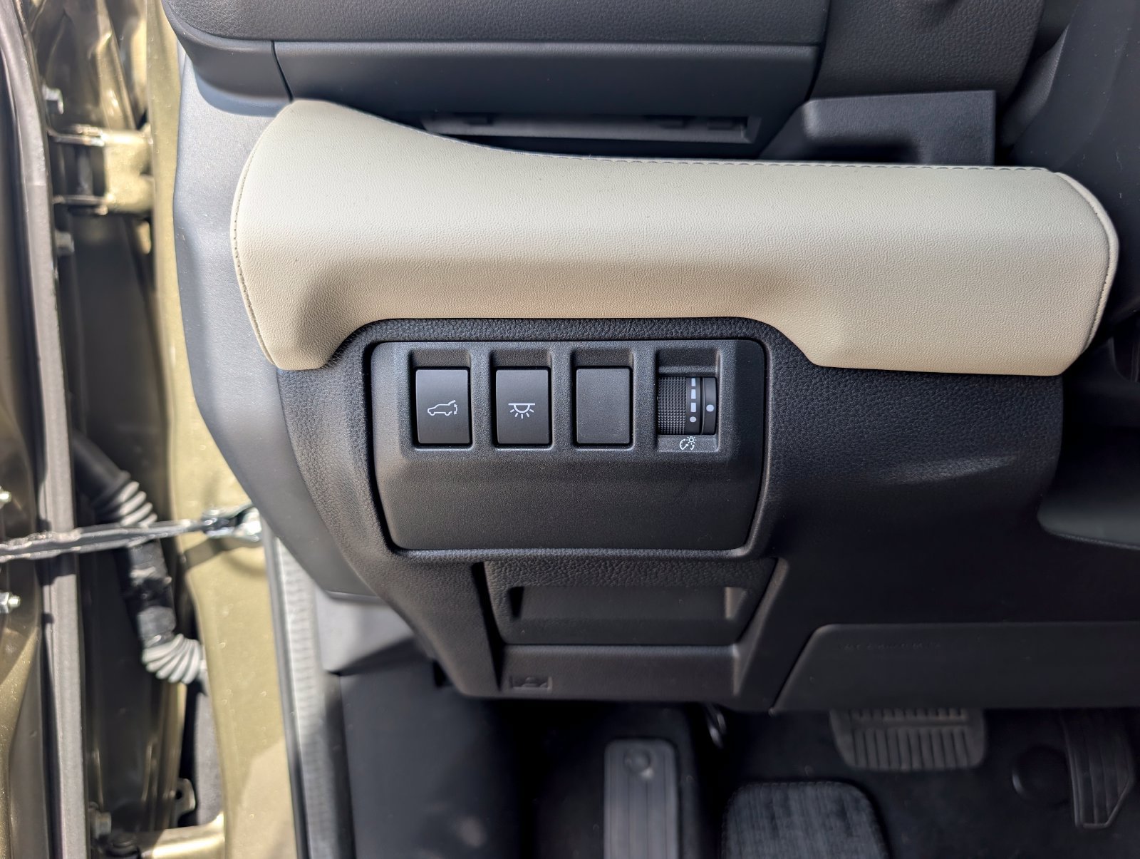 Used 2024 Subaru Ascent Limited AWD/4WD image 15