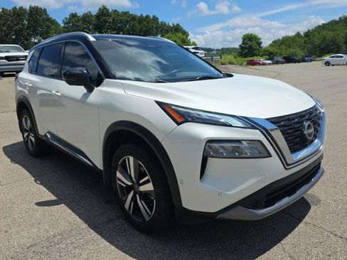 Certified 2023 Nissan Rogue SL w/ SL Premium Package AWD/4WD image 13