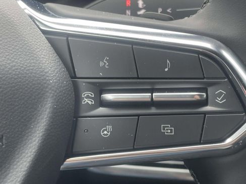 New 2026 Chevrolet Equinox LT w/ Convenience Package II FWD image 17