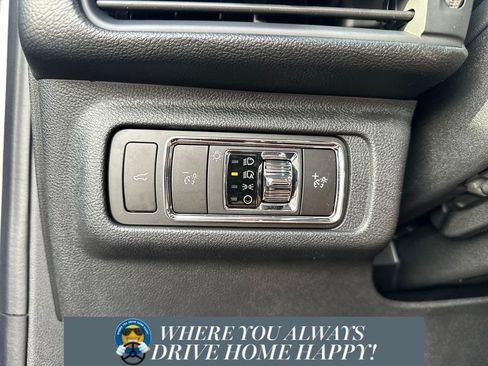 New 2026 Lincoln Corsair Premiere image 22