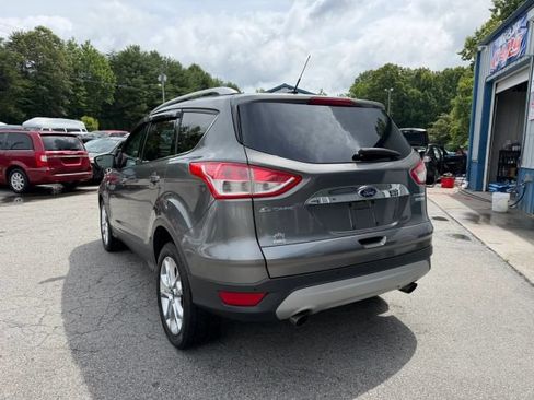 Used 2014 Ford Escape Titanium FWD image 3