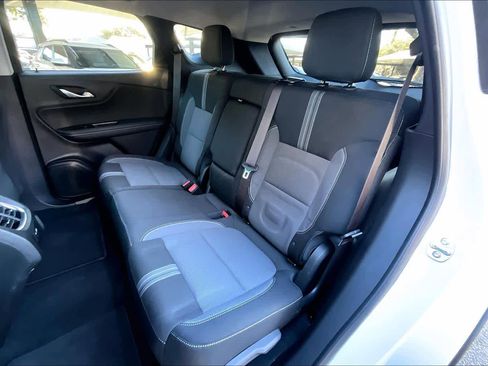 Used 2024 Chevrolet Blazer LT image 21