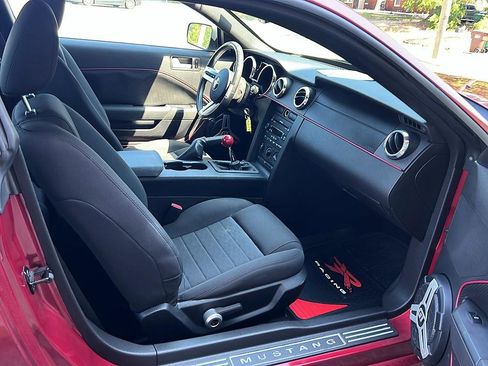 Used 2007 Ford Mustang GT RWD image 29