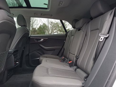 Used 2021 Audi Q8 Premium Plus w/ Premium Plus Package image 10