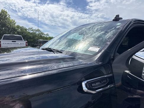Certified 2023 GMC Sierra 1500 SLT w/ SLT Premium Package AWD/4WD image 37