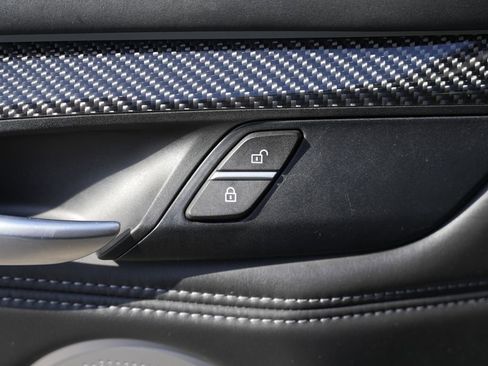 Used 2016 BMW X5 M image 34