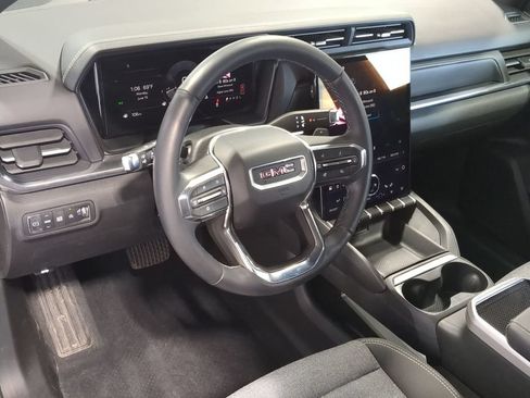 Used 2025 GMC Terrain Elevation FWD image 12