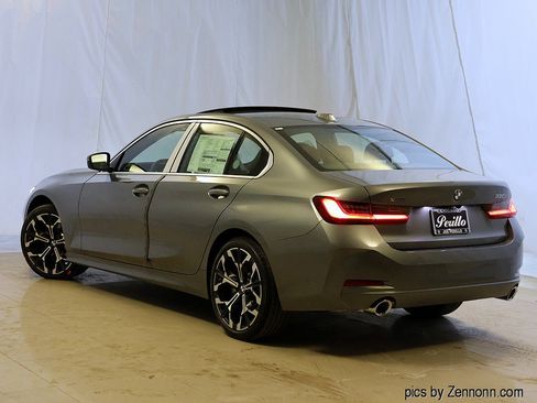 New 2026 BMW 330i xDrive Sedan w/ Premium Package image 9