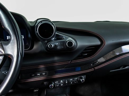 Certified 2022 Ferrari F8 Tributo image 39