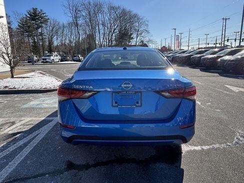 Used 2024 Nissan Sentra SV image 4