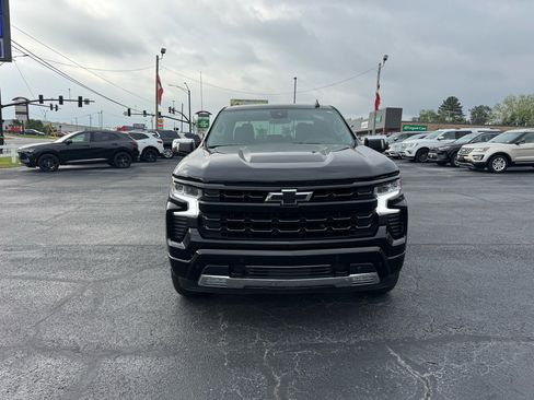 Used 2023 Chevrolet Silverado 1500 LTZ image 3