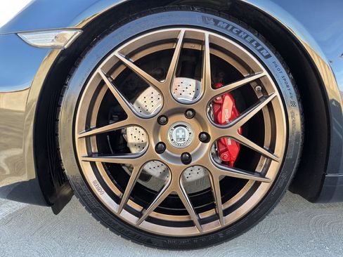 Used 2014 Porsche 911 Carrera image 17