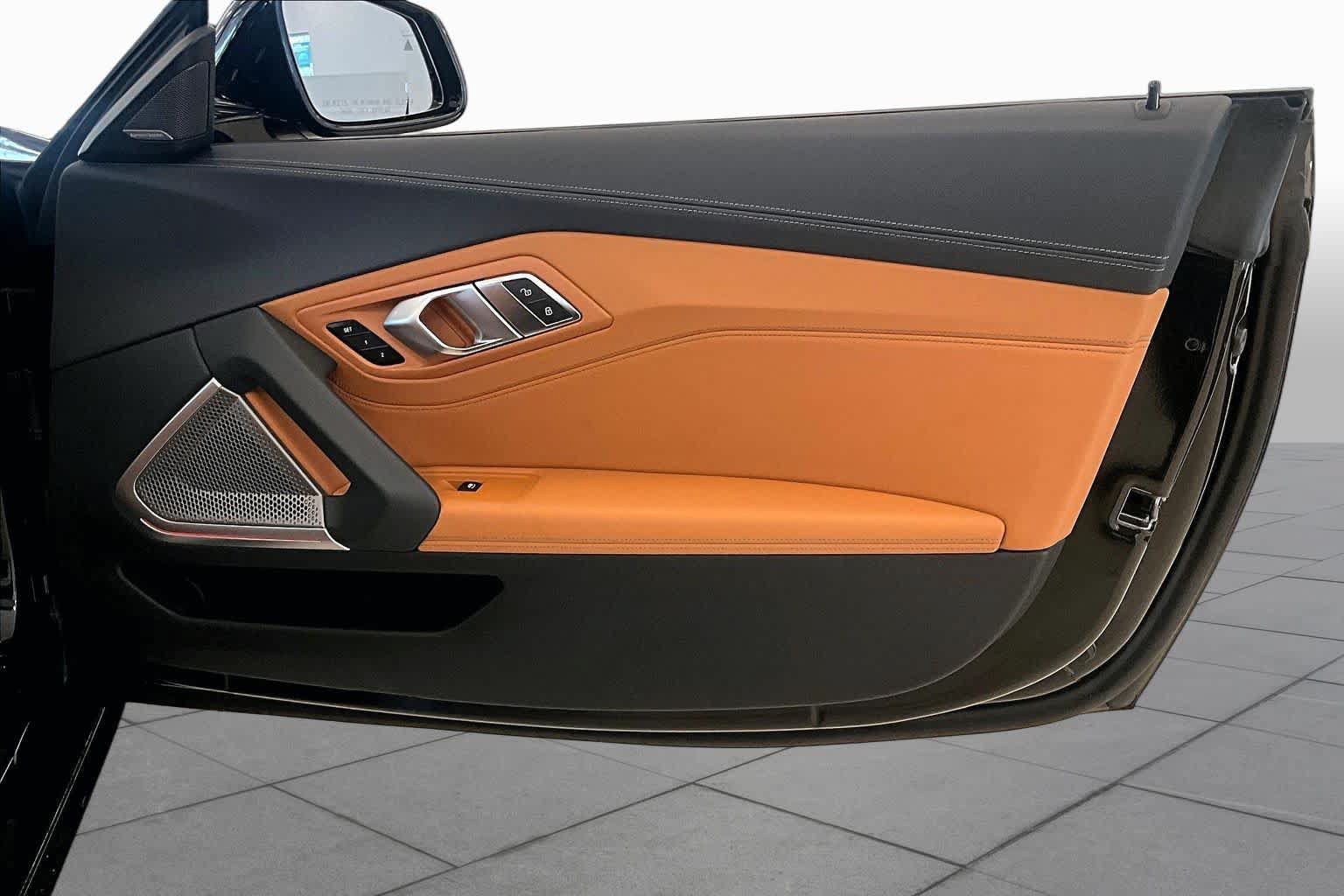 Used 2022 BMW Z4 M40i w/ Premium Package RWD image 18