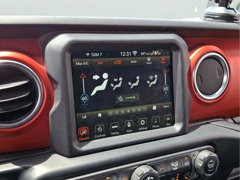 Used 2020 Jeep Wrangler Unlimited Rubicon AWD/4WD image 36