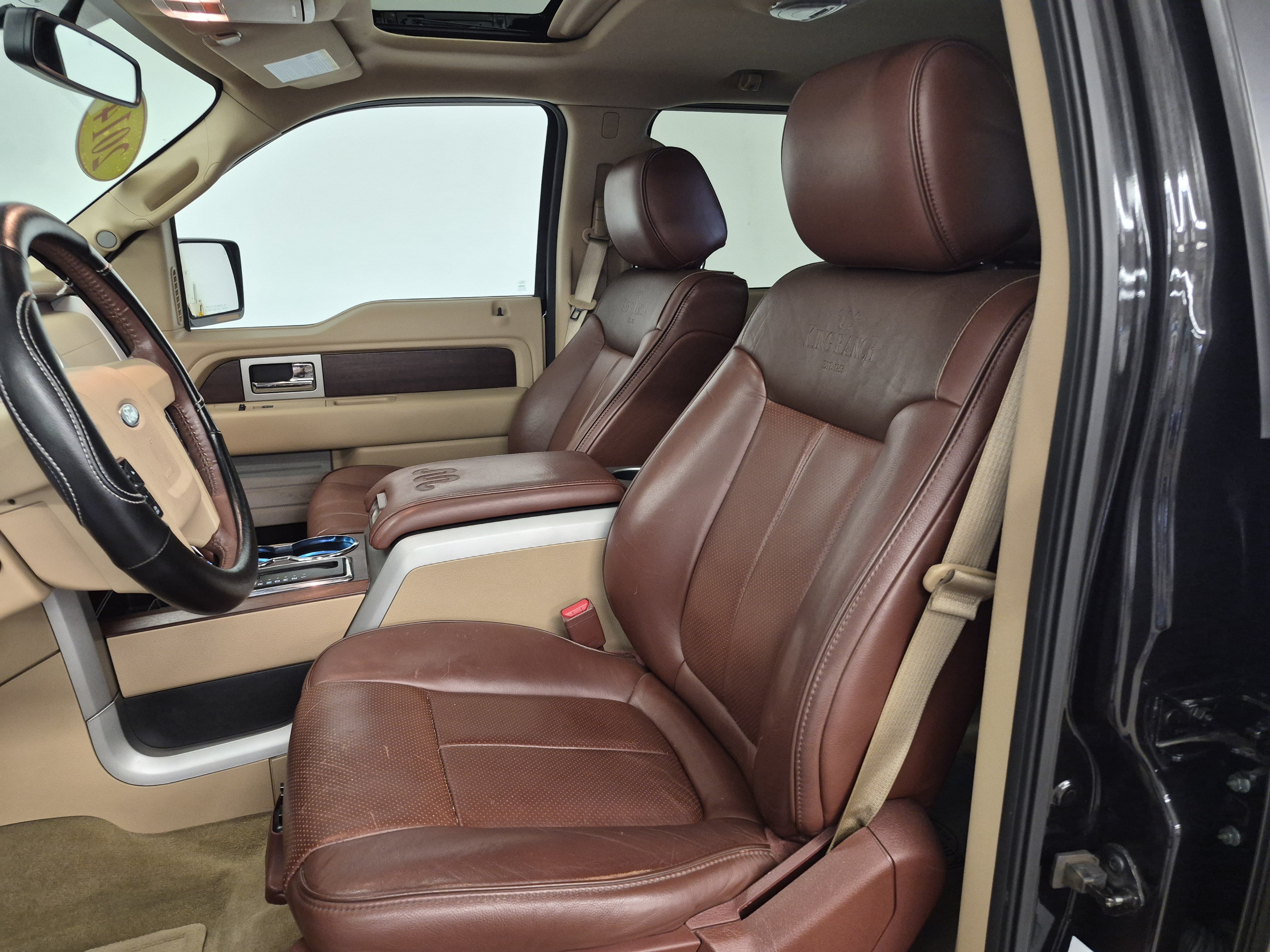 Used 2014 Ford F150 King Ranch w/ King Ranch Luxury Package AWD/4WD image 12