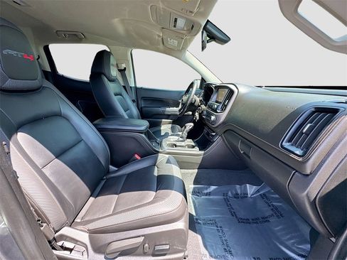 Used 2022 GMC Canyon AT4 w/ Trailering Package image 28